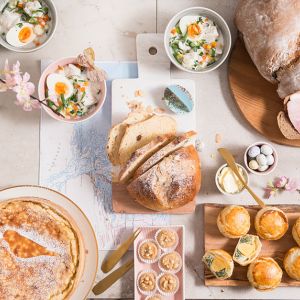 wielkanocne-sniadanie