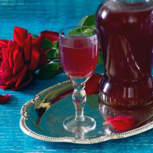 Nalewka z płatków róży