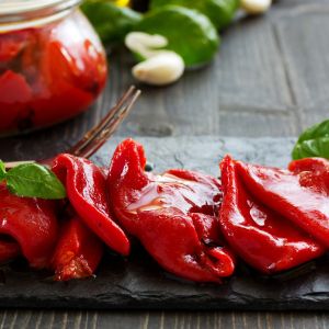 Jak zdjąć skórkę z papryki