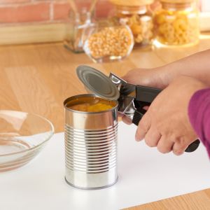 jak otworzć puszkę