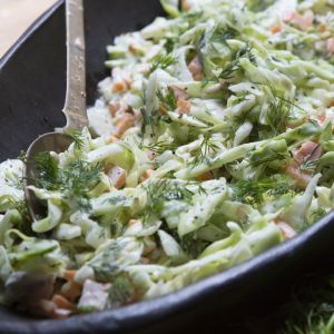 surówka z liści kalafiora