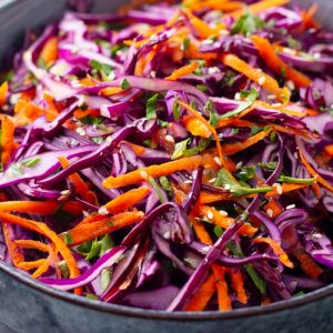 surówka z czerwonej kapusty