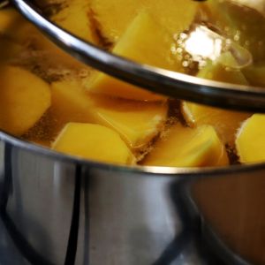 gotowanie ziemniaków