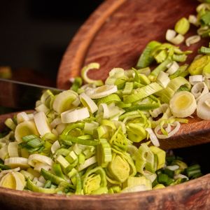 najłatwiejsza surówka z pora