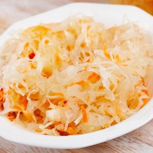 surówka z kapusty kiszonej