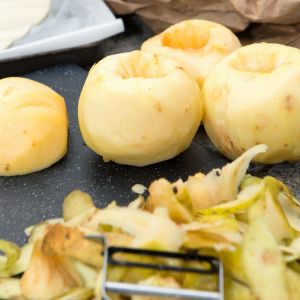 jabłka do szarlotki