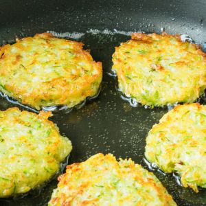 placki z cukinii