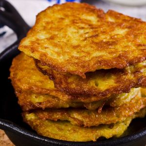 złociste placki ziemniaczane