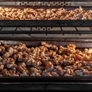 prażone orzechy włoskie