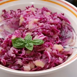 surówka z czerwonej kapusty