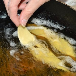 faworki się pienią