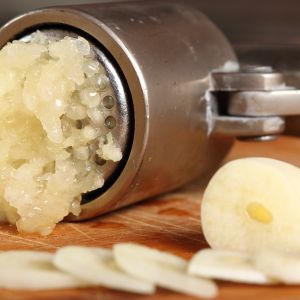 wyciskacz do czosnku