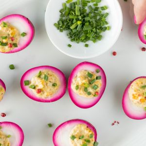 jajka w różowej otoczce