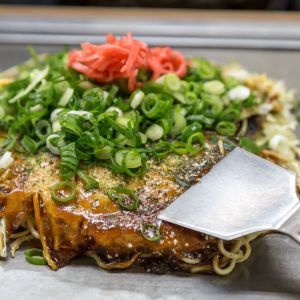 placki z młodej kapusty okonomiyaki
