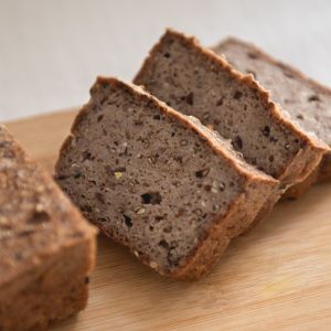 chleb bez grama mąki