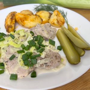 Polędwiczki w sosie porowym