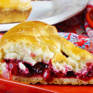 jogurtowe ciasto z wiśniami