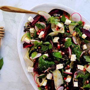 Sałatka z burakiem i gruszką