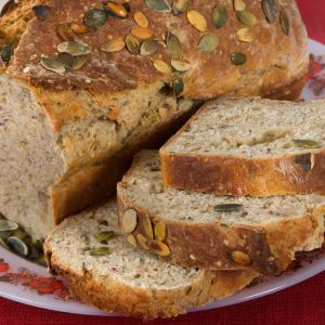 chleb z ziarnami
