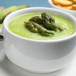 krem ze szparagów z anyżem