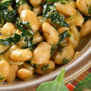 fasola z boczniakami i szpinakiem