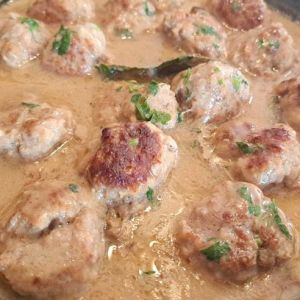 pulpety w sosie grzybowym