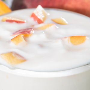 brzoskwinie w śmietanie i mleku