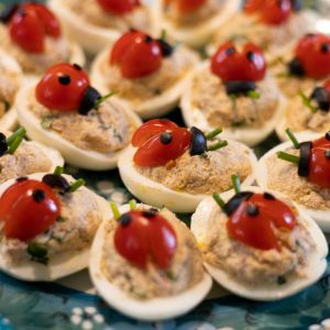 jajka faszerowane jak biedronki