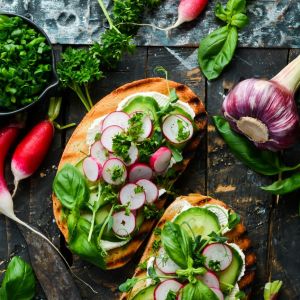 kanapka z rzodkiewką