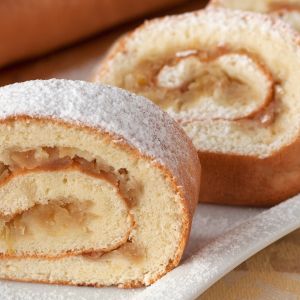 rolada jabłkowa szarlotka zwijana