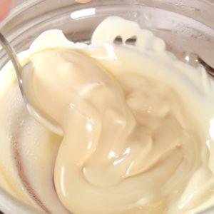 polewa z białej czekolady