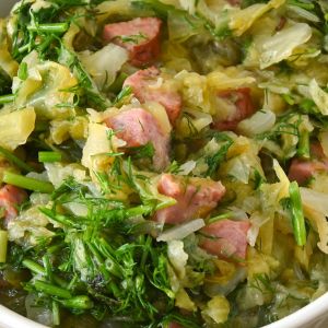 młoda kapusta z patelni