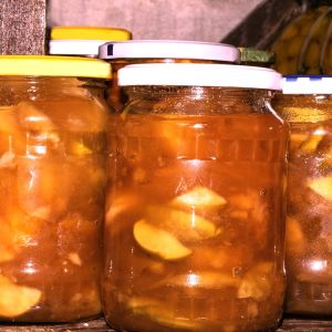 sałatka z ogórków do słoików