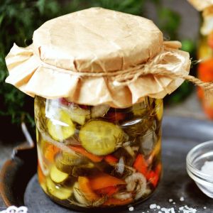 sałatka z ogórków na zimę