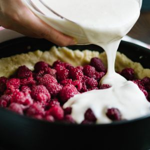 Kruche ciasto z malinami