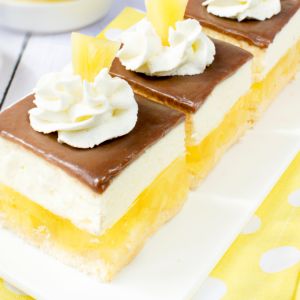 budyniowa szarlotka bez pieczenia