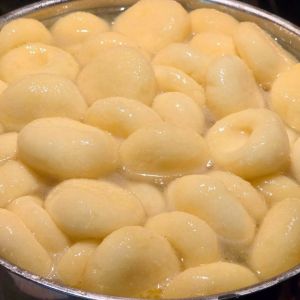 kluski śląskie z masłem