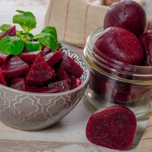 gotowanie buraków z sokiem z pomarańczy