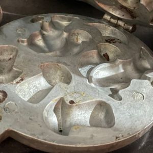 forma do wypieku grzybków - ciasteczek z PRL