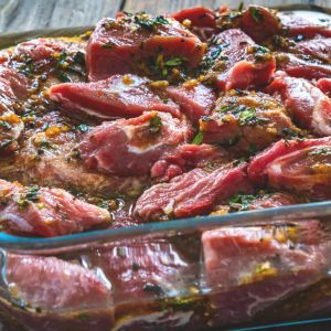 policzki wieprzowe w marynacie