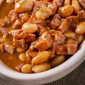 fasolka po bretońsku z siemieniem lnianym