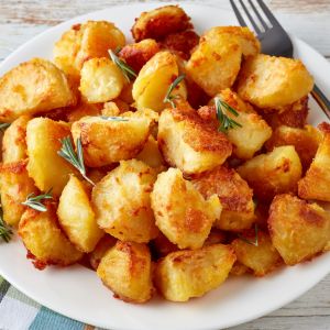 Pieczone ziemniaczki z kaszą manną