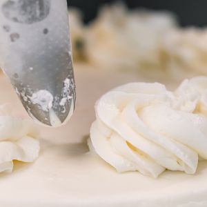 szwajcarski krem do tortów