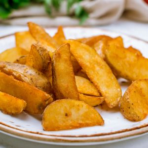 Pieczone ziemniaczki z kaszą kukurydzianą