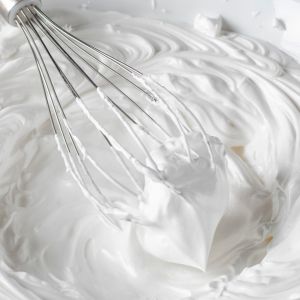 mrożone białka na bezę