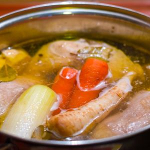 rosół po węgiersku