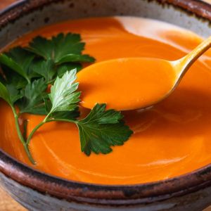 zupa pomidorowa z mlekiem kokosowym