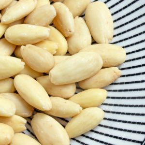 obrane migdały - myk z wrzątkiem