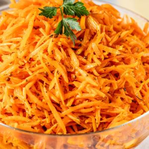 francuska surówka z marchewki z musztardą