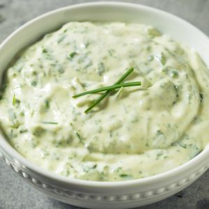 Sos chrzanowy z jajkami